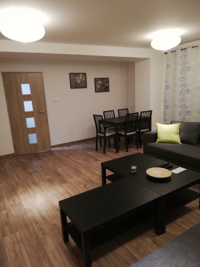 Apartmany Pod Divadlem Znojmo Εξωτερικό φωτογραφία